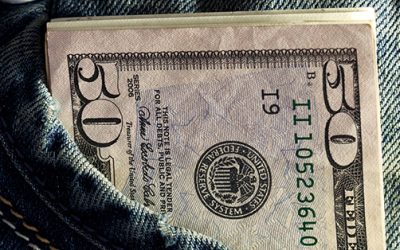 How Much to Tip Movers? Tipping Movers Guide