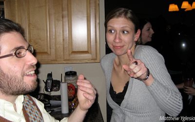 Pros and Cons of Moving in With Friends