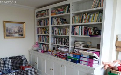 How to Pack and Move a Heavy Bookcase