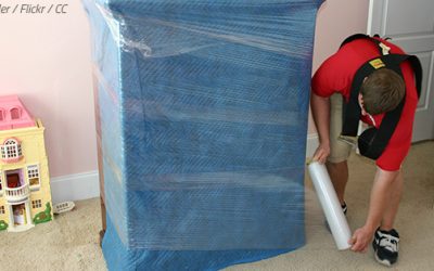 How to Use Plastic Wrap for Moving