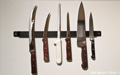How to Pack Knives for Moving: Safety Above All